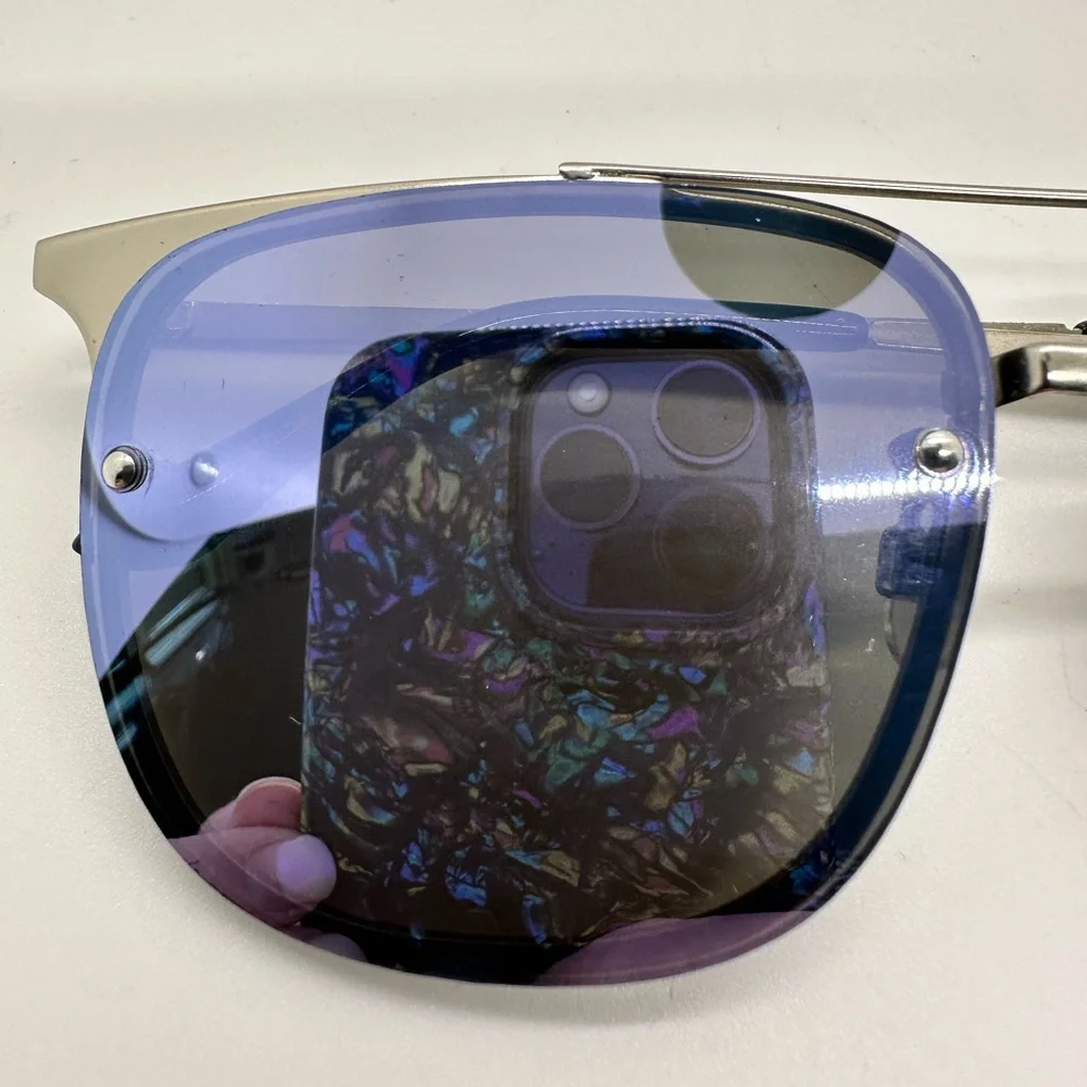 Quay Private Eyes Sunglasses Gunmetal‎ Mirror Lenses with case